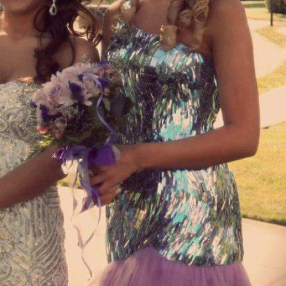 💎👑Prom Dress👑💎 - Picture 2 of 8